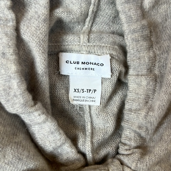 Club Monaco Cashmere Cape Size X-Small - Picture 2 of 9